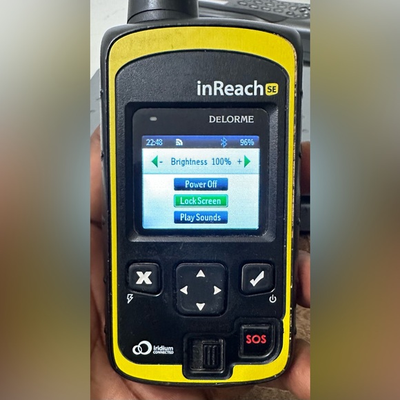 DeLorme inReach SE Satellite Communicator Model INRCH20 Handheld GPS Transmitter - Picture 11 of 11